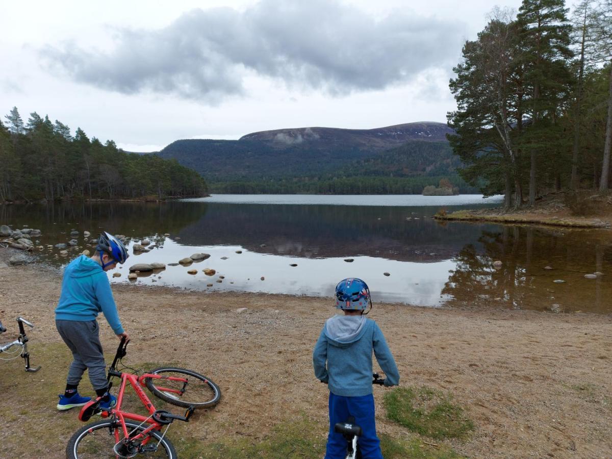 Holiday House Kinveachy Aviemore Dış mekan fotoğraf
